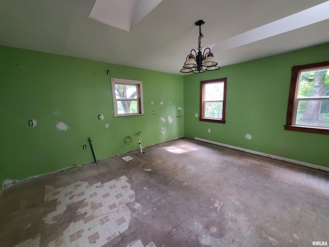 12708 69TH Avenue, Coal Valley, IL 61240