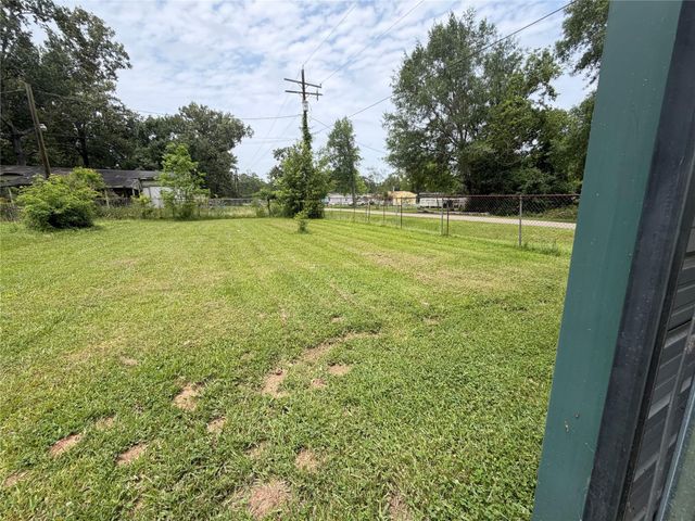 27554 Spanish Oaks Drive, New Caney, TX 77357