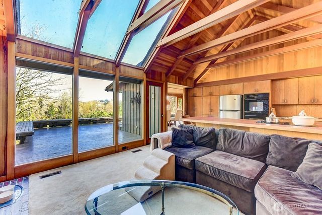 7802 NE 170th Street, Kenmore, WA 98028