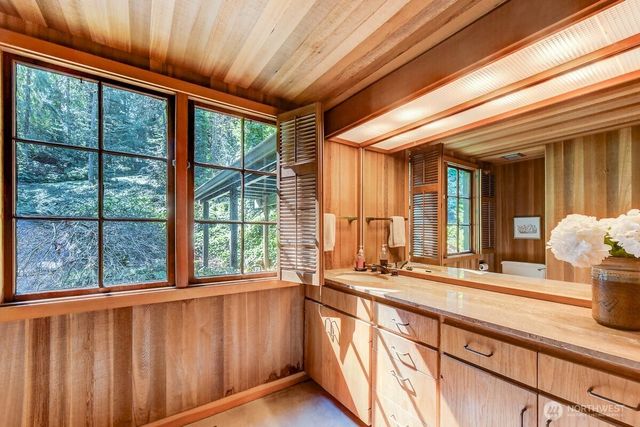 7802 NE 170th Street, Kenmore, WA 98028