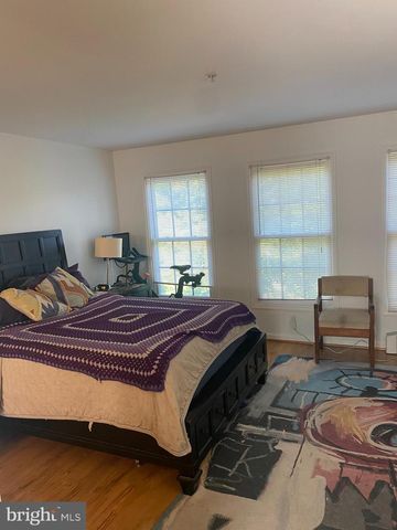 518 SAINT MARY STREET, Baltimore, MD 21201