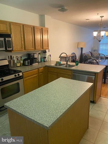 518 SAINT MARY STREET, Baltimore, MD 21201