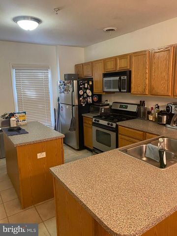 518 SAINT MARY STREET, Baltimore, MD 21201
