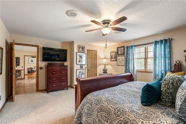 1609 SW 2nd Street, Bentonville, AR 72712