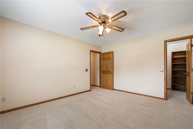 1609 SW 2nd Street, Bentonville, AR 72712