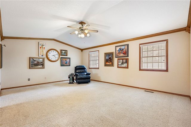 1609 SW 2nd Street, Bentonville, AR 72712