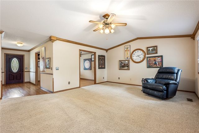 1609 SW 2nd Street, Bentonville, AR 72712