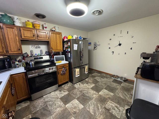 1004 N Perkins Street, Rushville, IN 46173