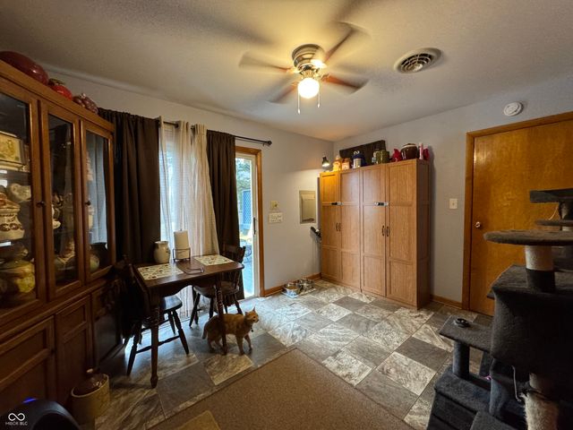 1004 N Perkins Street, Rushville, IN 46173