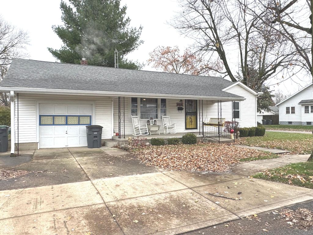 1004 N Perkins Street, Rushville, IN 46173