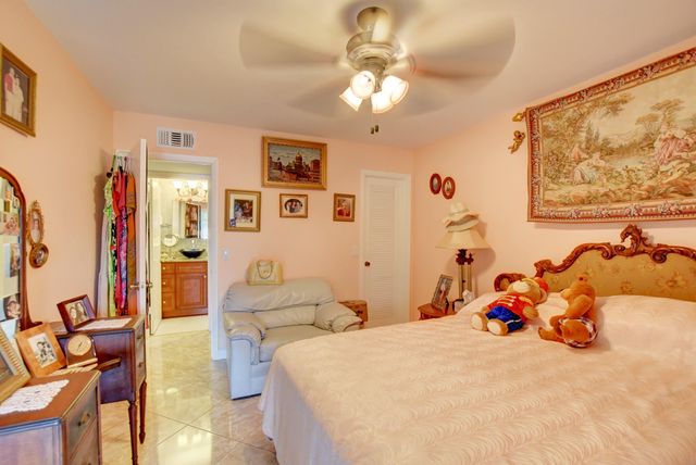 138 Flanders C, Delray Beach, FL 33484