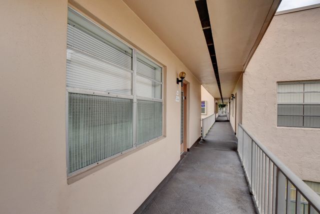 138 Flanders C, Delray Beach, FL 33484