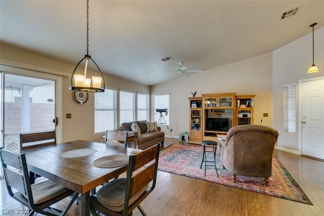 1452 Pinner Court 101, Las Vegas, NV 89102