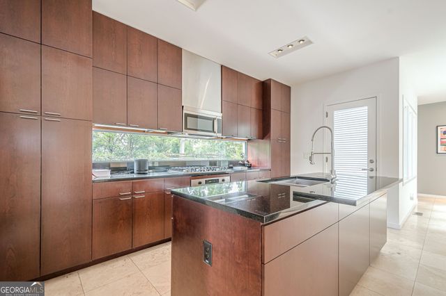 2269 Briarwood Hills Drive NE, Brookhaven, GA 30319