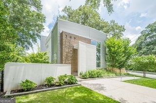 2269 Briarwood Hills Drive NE, Brookhaven, GA 30319