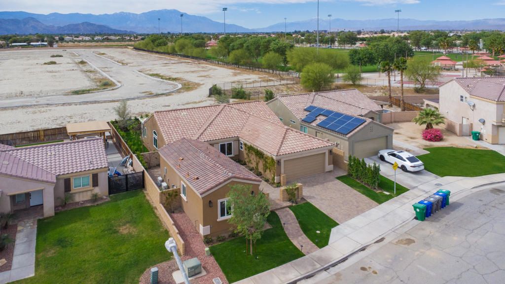 Image 3 of property listing at 48509 Calle Carmello, Coachella, CA 92236