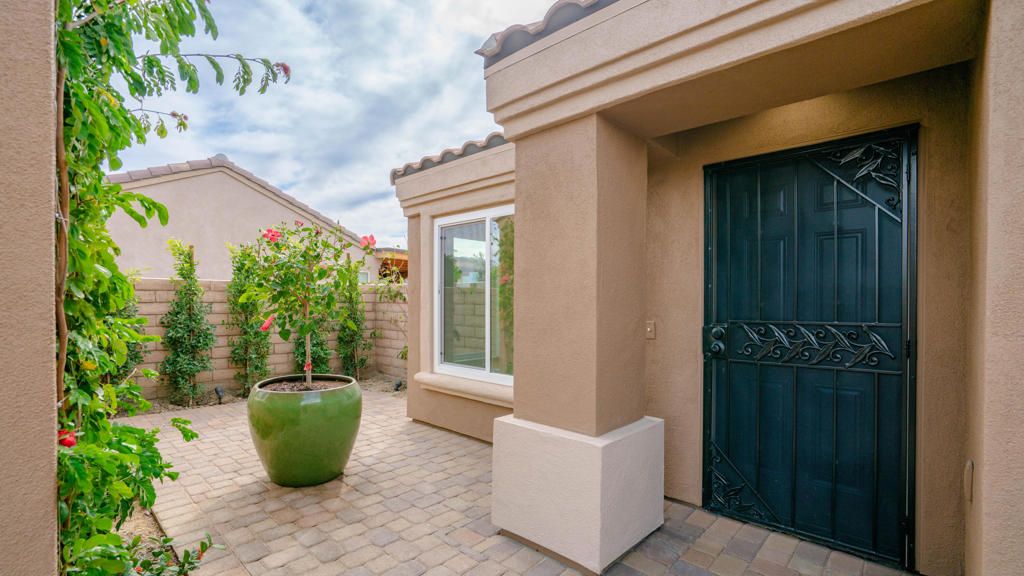 Image 9 of property listing at 48509 Calle Carmello, Coachella, CA 92236