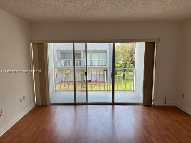 9373 Fontainebleau Blvd K217, Miami, FL 33172