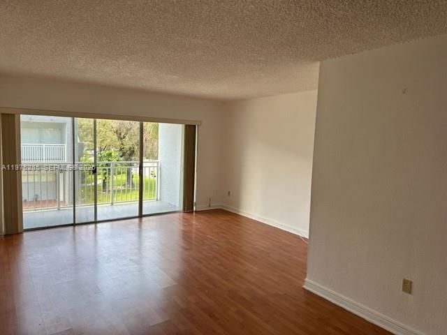 9373 Fontainebleau Blvd K217, Miami, FL 33172