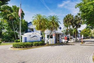 9373 Fontainebleau Blvd K217, Miami, FL 33172