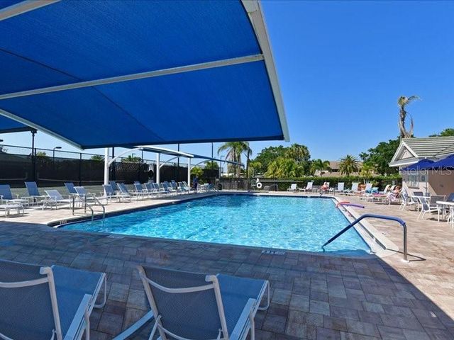 6821 FAIRVIEW TERRACE 6821, Bradenton, FL 34203
