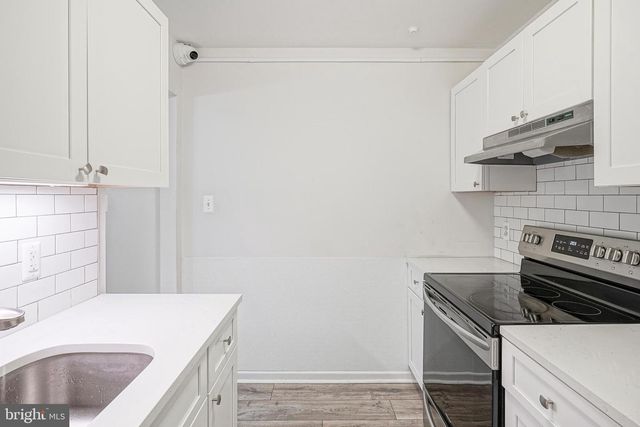 3 THOMAS MCKEAN BLDG, Turnersville, NJ 08012