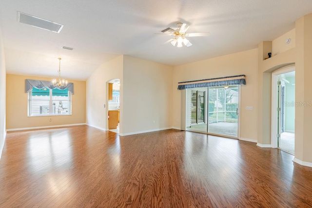 814 SANTA RITA WAY, The Villages, FL 32159