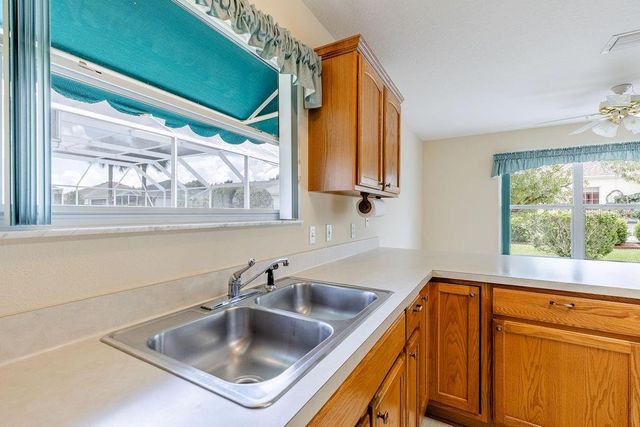 814 SANTA RITA WAY, The Villages, FL 32159