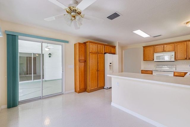814 SANTA RITA WAY, The Villages, FL 32159