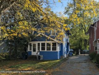 1614 Marcus Street, Lansing, MI 48912
