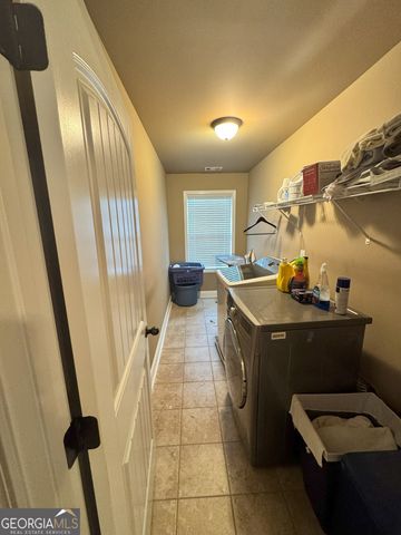 204 Black Hawke Lane, Kathleen, GA 31047