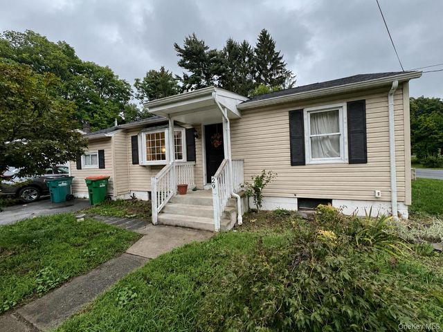 29 Madison Avenue, Hyde Park, NY 12538