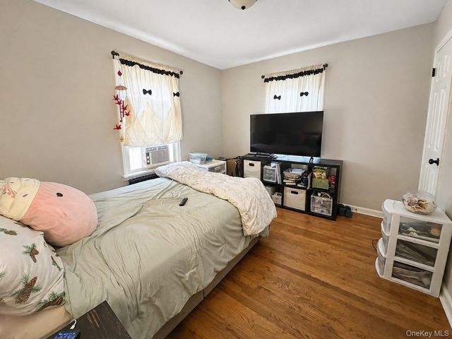 29 Madison Avenue, Hyde Park, NY 12538