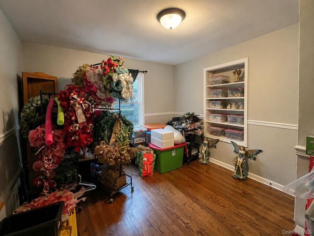 29 Madison Avenue, Hyde Park, NY 12538