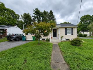 29 Madison Avenue, Hyde Park, NY 12538