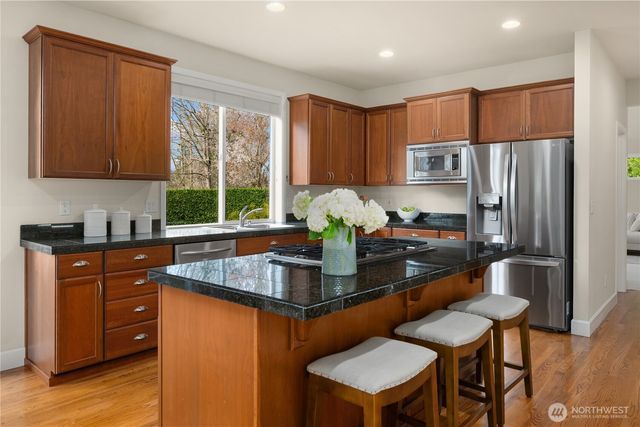 26822 SE 22nd Court, Sammamish, WA 98075