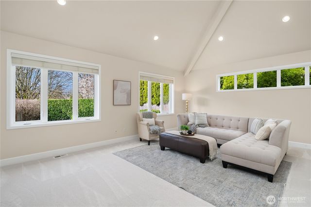 26822 SE 22nd Court, Sammamish, WA 98075