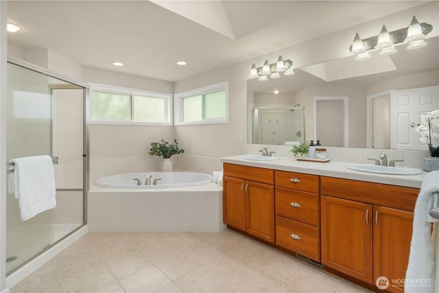 26822 SE 22nd Court, Sammamish, WA 98075