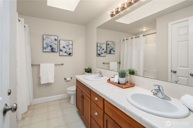 26822 SE 22nd Court, Sammamish, WA 98075