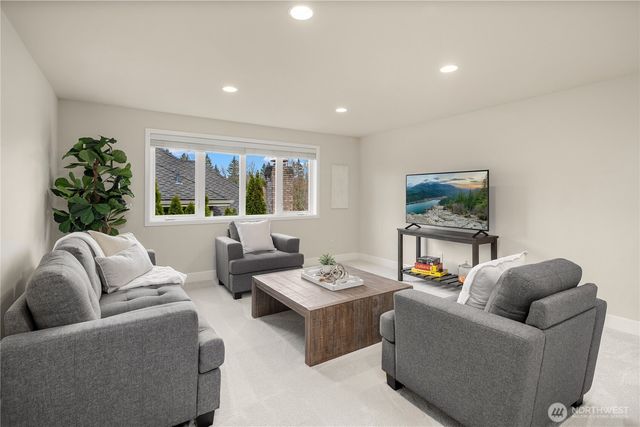 26822 SE 22nd Court, Sammamish, WA 98075