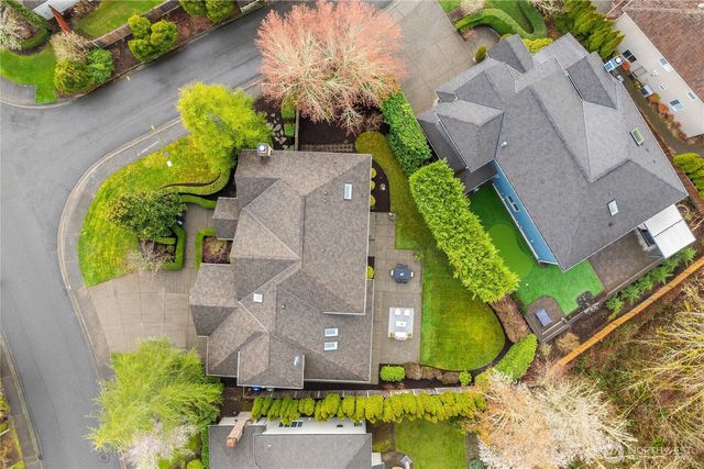 26822 SE 22nd Court, Sammamish, WA 98075
