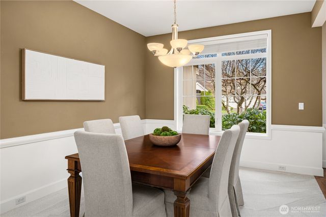 26822 SE 22nd Court, Sammamish, WA 98075