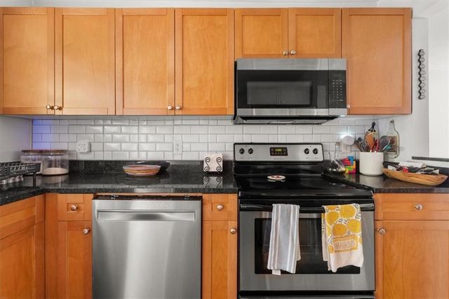 2023 Oakview Road SE 314, Atlanta, GA 30317