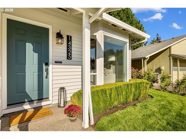 14325 Sw FANNO CREEK Loop, Portland, OR 97224