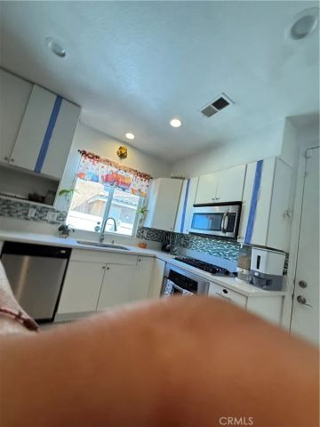 15974 Golden Meadow Lane, Victorville, CA 92394