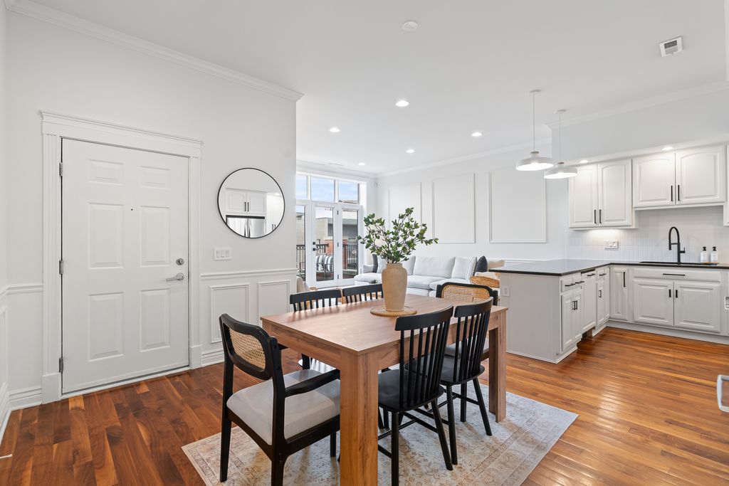 2507 N Halsted Street 4, Chicago, IL 60614 — photo 2