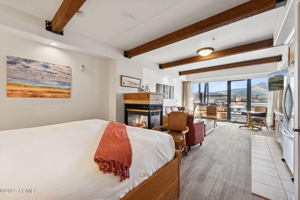 1476 Newpark Boulevard 402, Park City, UT 84098