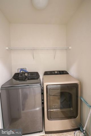 225 W GENERAL GREY CT, Newark, DE 19702
