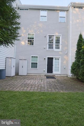 225 W GENERAL GREY CT, Newark, DE 19702