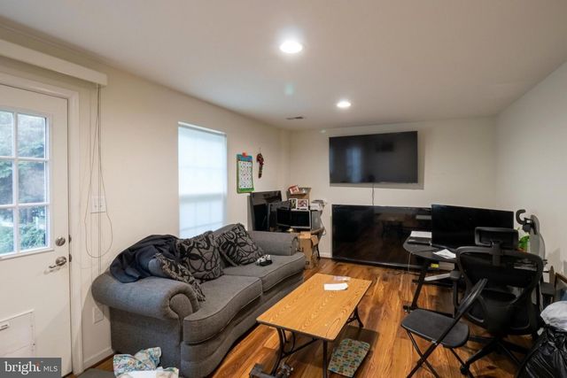 225 W GENERAL GREY CT, Newark, DE 19702
